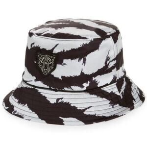 NWOT LITA BY CIARA Print Satin Bucket Hat in Scratchy Zebra Print
